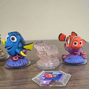 Nemo and Dory Disney Infinity Figurine Set